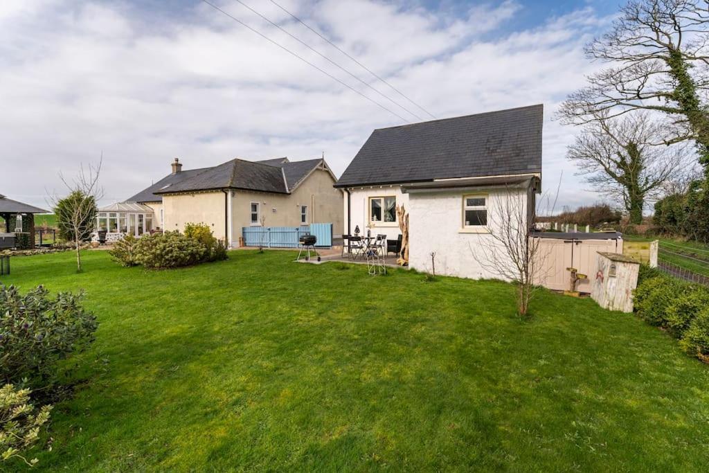 Kirkistown The Gate Houseヴィラ エクステリア 写真